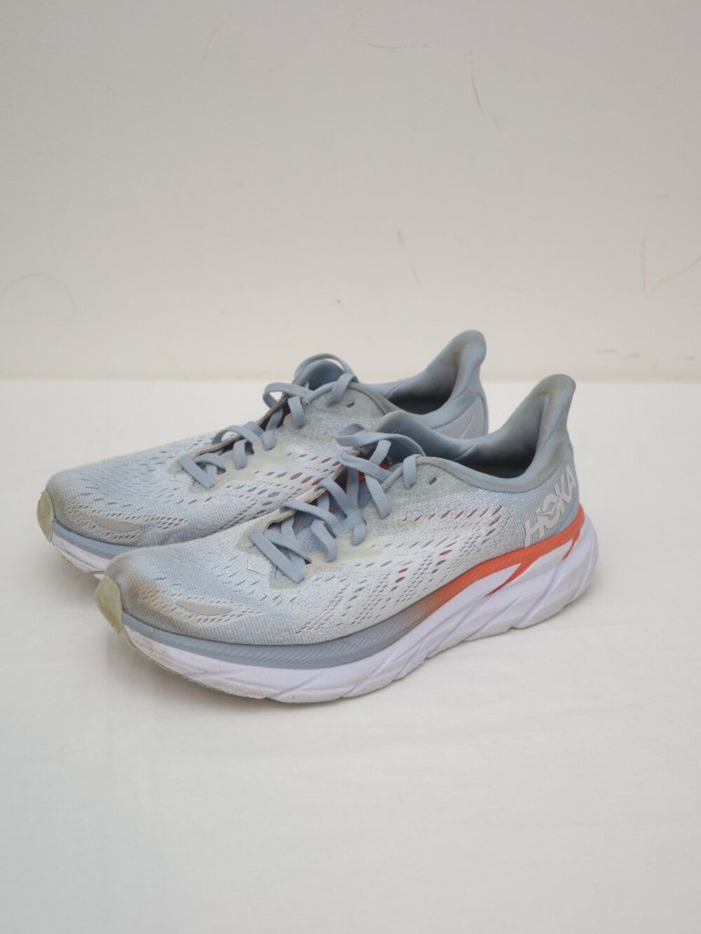 Hoka Women's Clifton 8 Wide Size 8.5